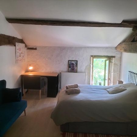 Chambres 2 Personnes Dans Notre Maison Girondine Saint-Martin-de-Lerm Δωμάτιο φωτογραφία